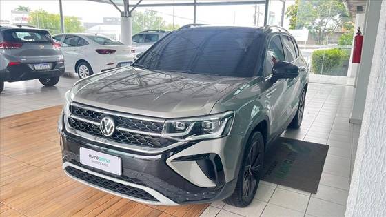 VOLKSWAGEN TAOS 1.4 250 TSI TOTAL FLEX HIGHLINE AUTOMÁTICO